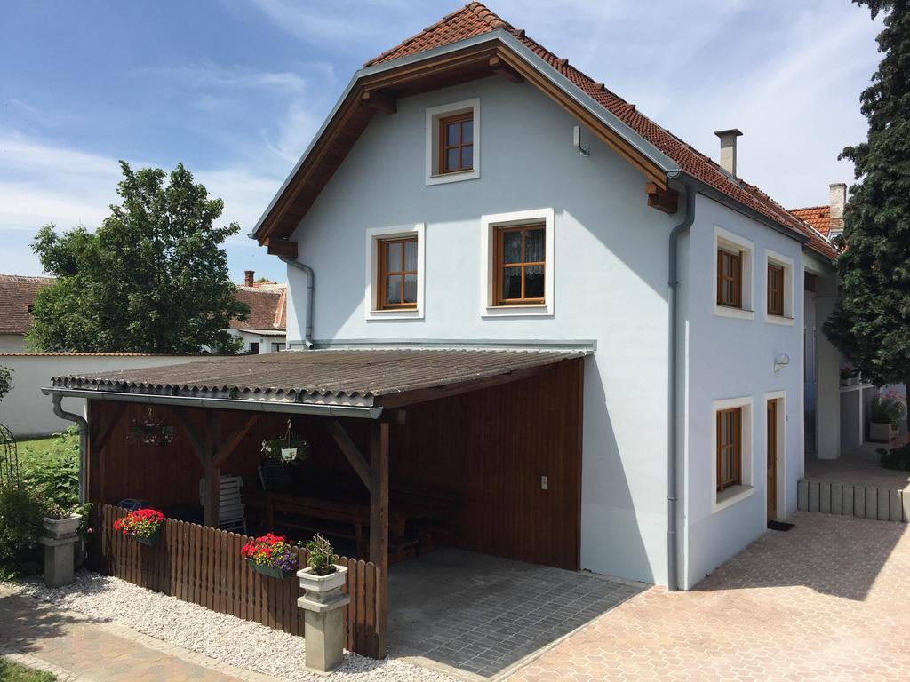Ferienwohnungen Magedler Lutzmannsburg Ngoại thất bức ảnh
